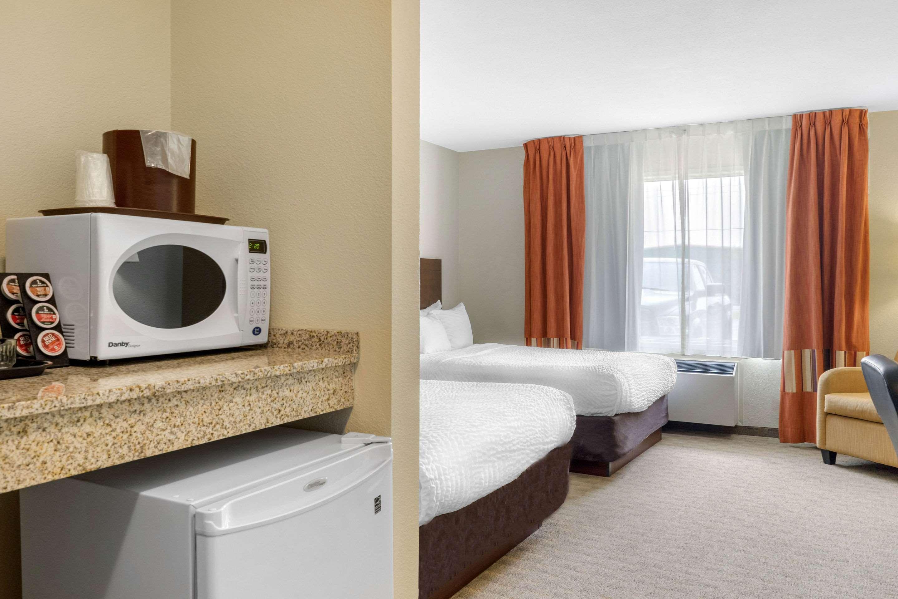 Quality Inn & Suites Winkler Dış mekan fotoğraf