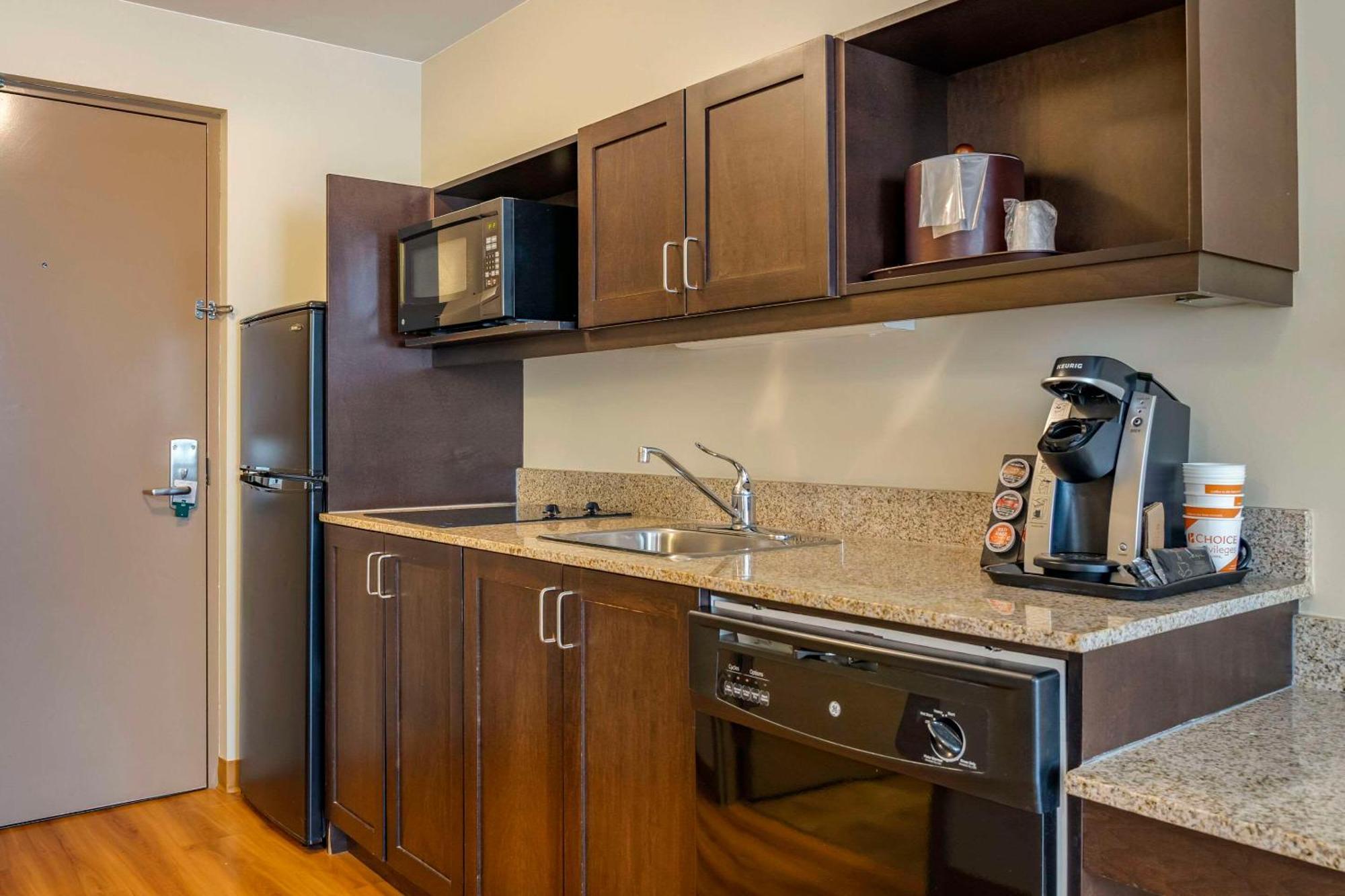 Quality Inn & Suites Winkler Dış mekan fotoğraf