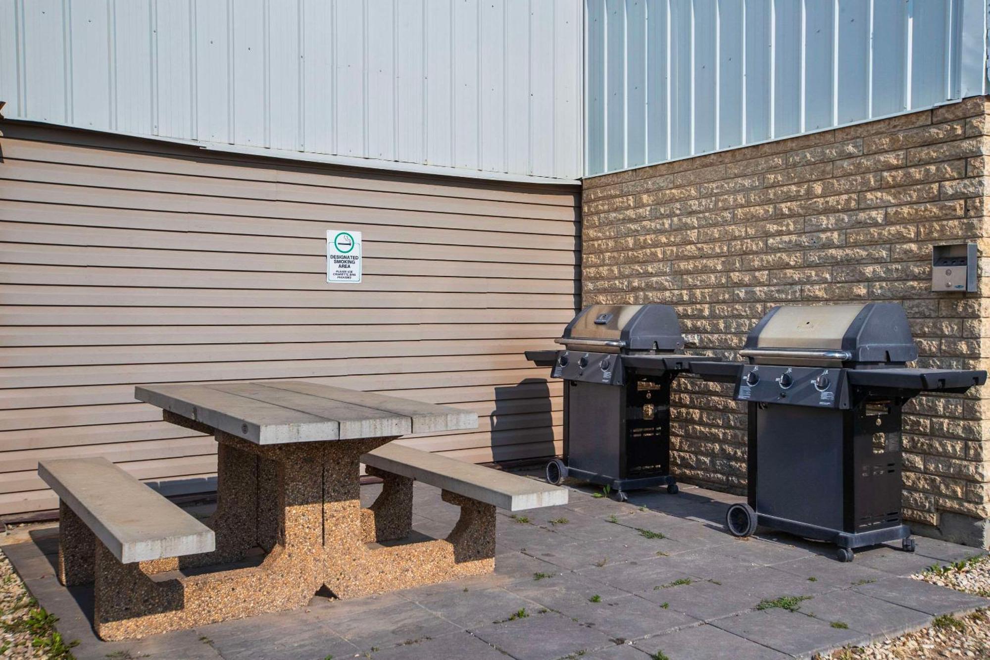 Quality Inn & Suites Winkler Dış mekan fotoğraf
